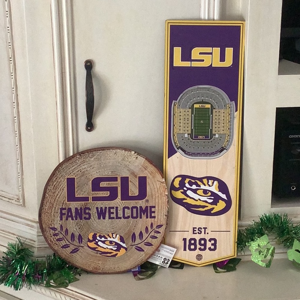 LSU wall decor
